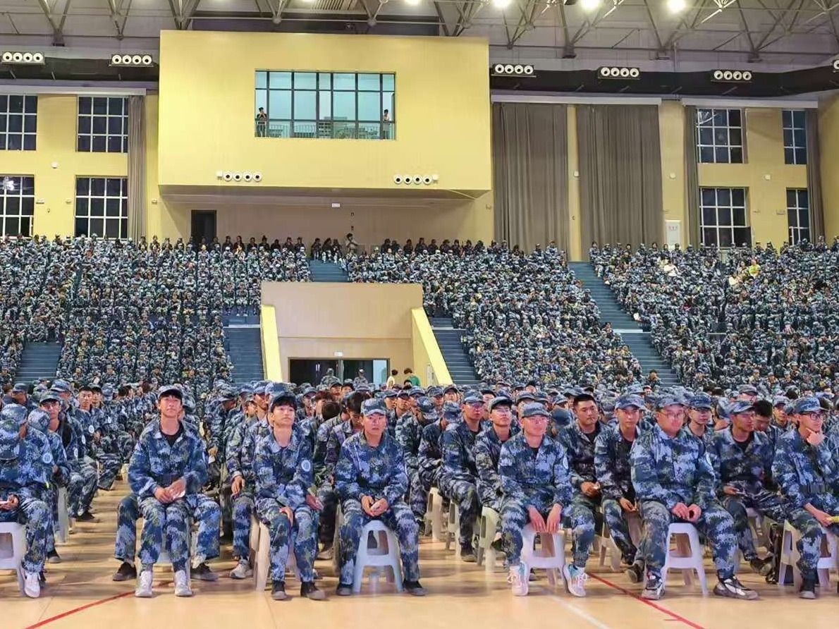 珍爱生命，关注健康—taptap点点官方网站在军训期间举行应急救援专题知识讲座