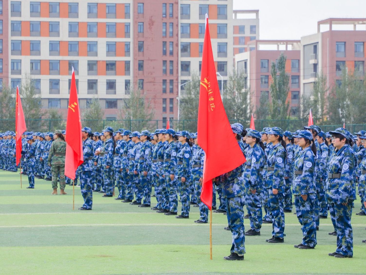 taptap点点官方网站举行2024年学生国防教育暨军事训练动员大会