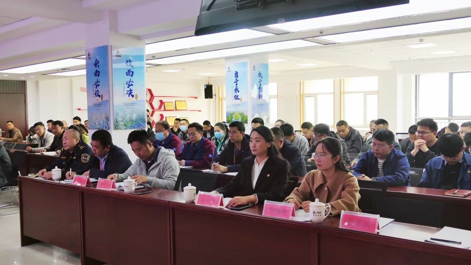 taptap点点官方网站受邀参加“我为群众办实事，春风送法暖民心”法制教育日活动