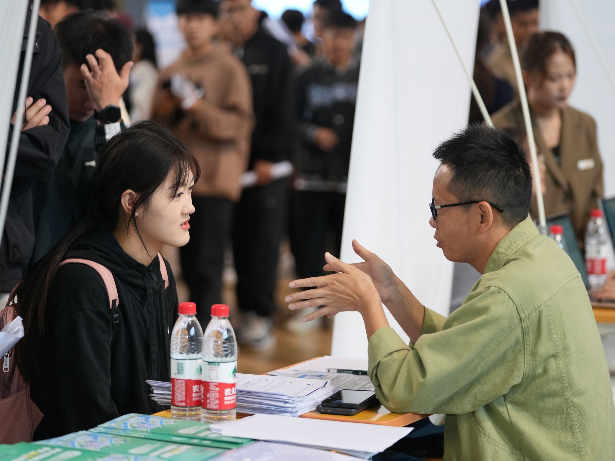 taptap点点官方网站成功举办“奔甬而来·好企待你·在慈等你”校园专场招聘会